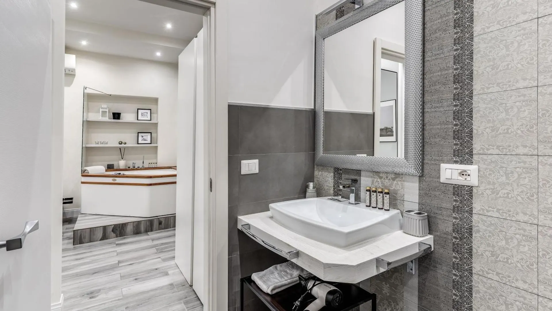 Casa Gicco Vaticano _ 3Bdr Apartment Rome Italy