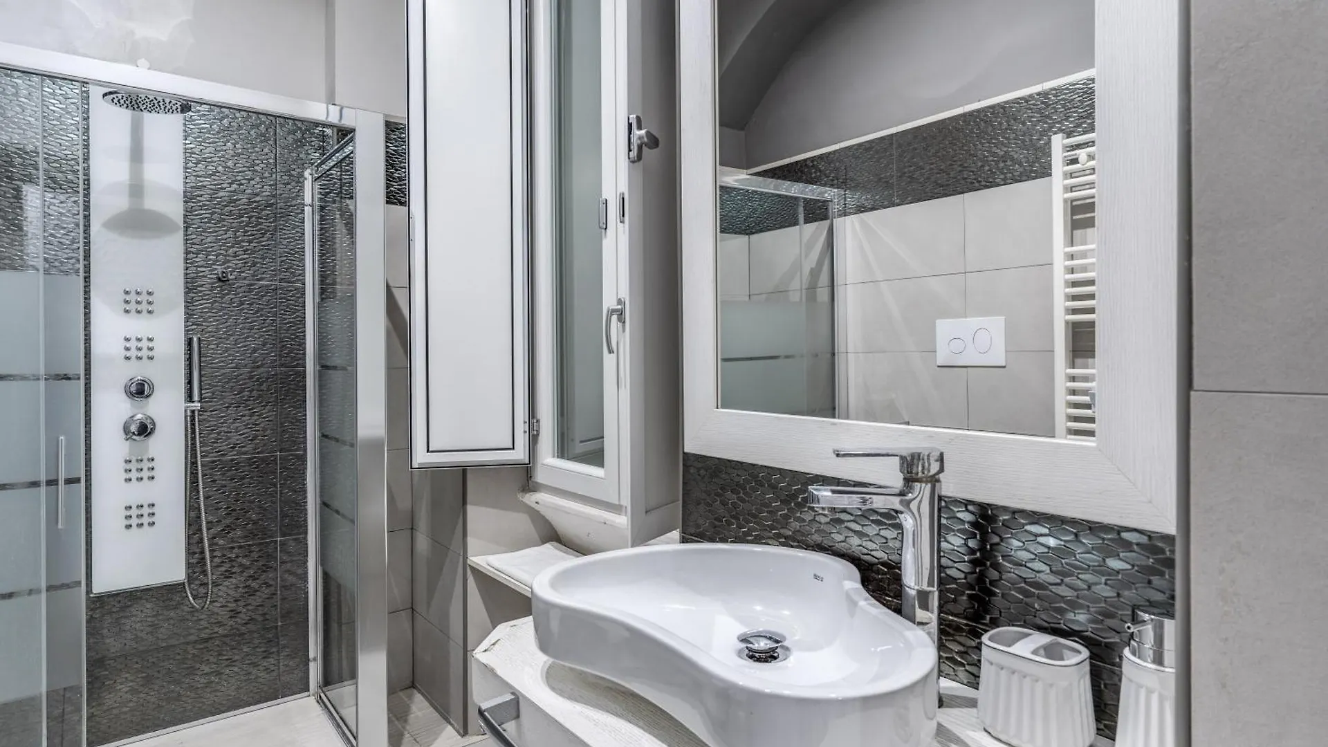 Casa Gicco Vaticano _ 3Bdr Apartment Rome