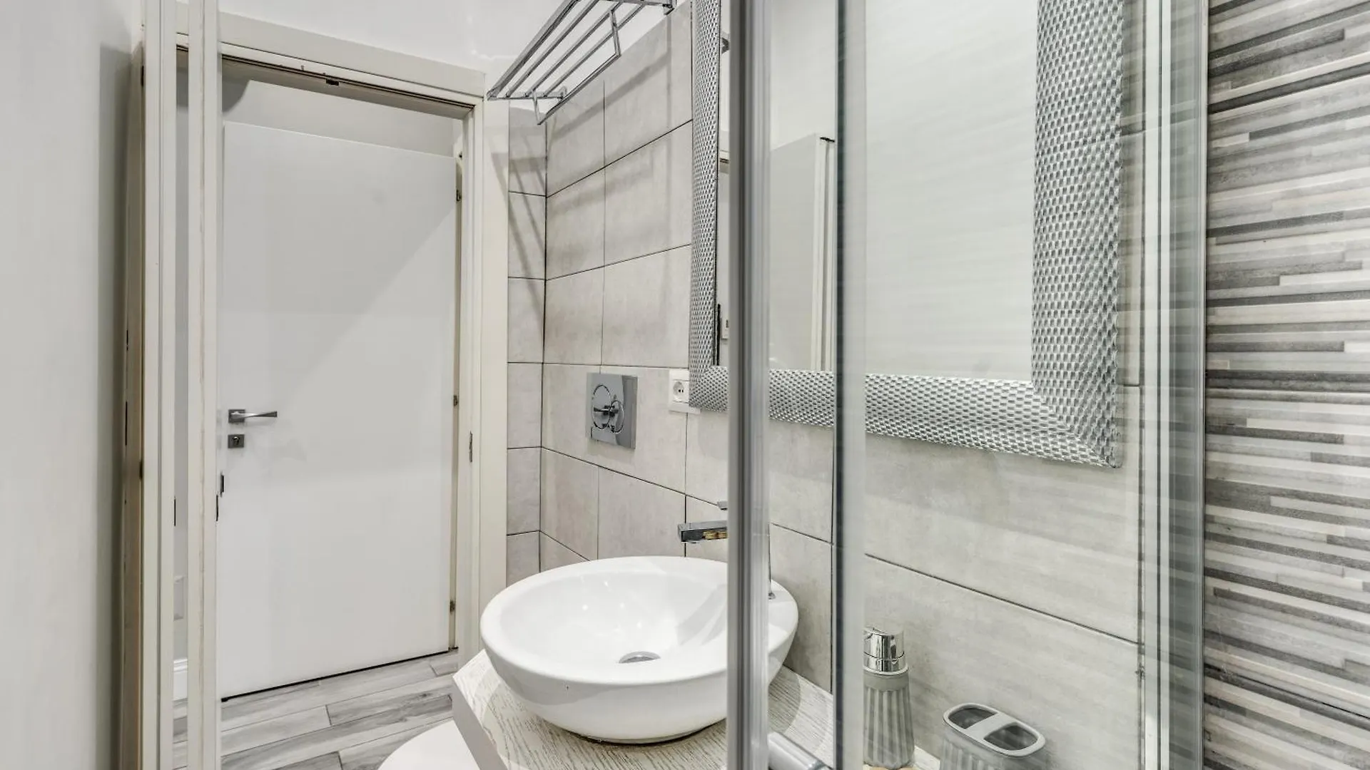Casa Gicco Vaticano _ 3Bdr Apartment Rome Italy