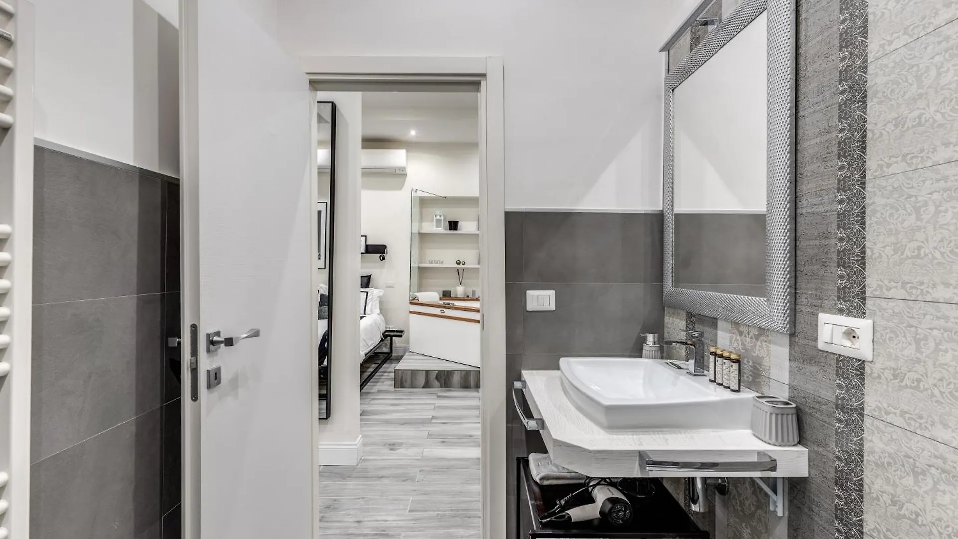 Casa Gicco Vaticano _ 3Bdr Apartment Rome