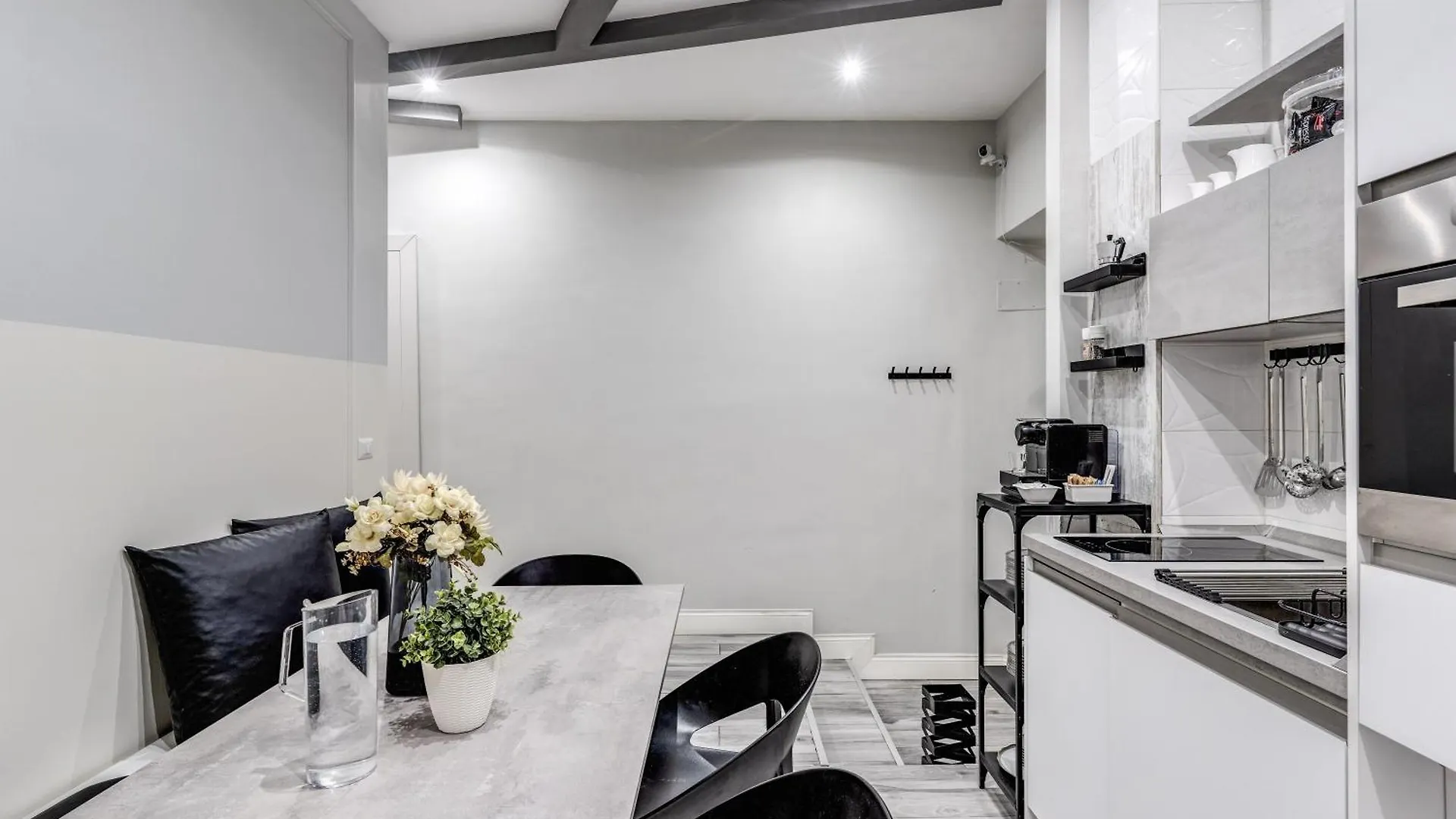 Casa Gicco Vaticano _ 3Bdr Apartment Rome 0*,  Italy