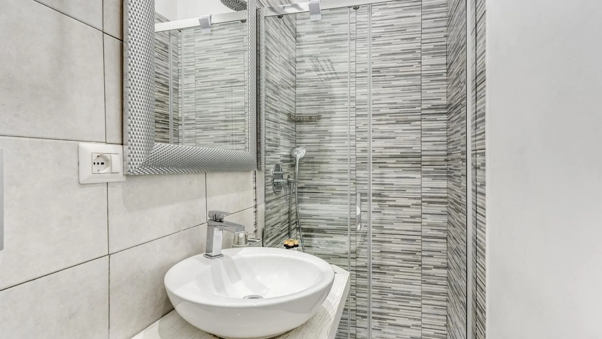 Casa Gicco Vaticano _ 3Bdr Apartment Rome
